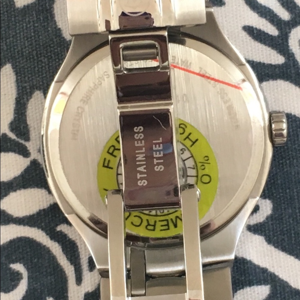 ❤️NEW❤️MOVADO Stainless Steel Bracelet Watch - Picture 7 of 7